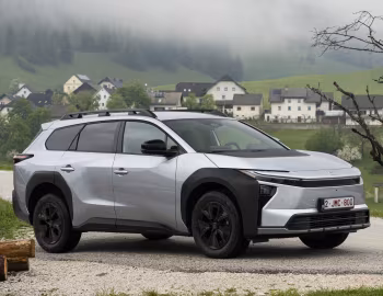 Toyota bZ4X Touring [EU-spec] '2026