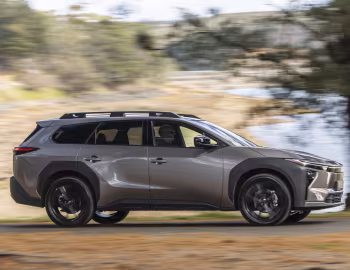 Toyota bZ4X Touring [Australia] '2026