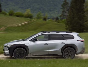 Toyota bZ4X Touring [EU-spec] '2026