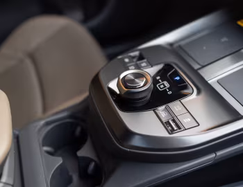 Interior Toyota bZ4X Touring AWD [EU-spec] '2026