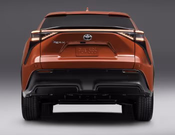 2023–pr. Toyota bZ4X XLE [North America] '2022–pr.