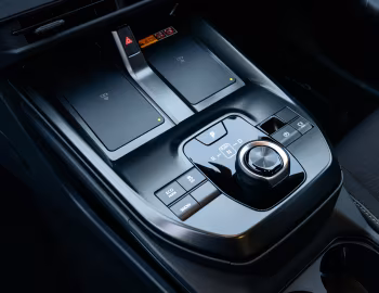 Interior Toyota C-HR+ [UK-spec] '2026