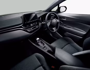 Interior Toyota C-HR [Japan] '12.2016–09.2019