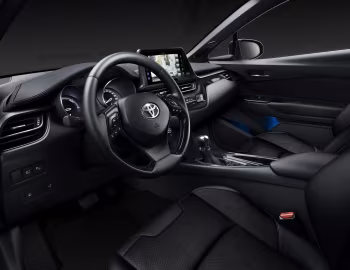 Interior Toyota C-HR "Neon Lime powered by JBL" '2019