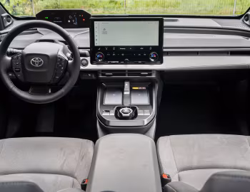 Panel frontal Toyota C-HR+ AWD [EU-spec] '2026