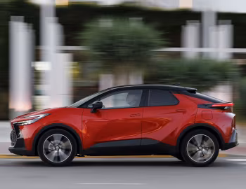 Toyota C-HR HEV [Worldwide] '2023–pr.