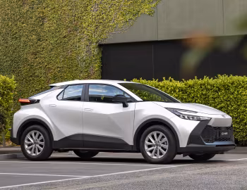 Toyota C-HR HEV GXL [Australia] '2024–pr.