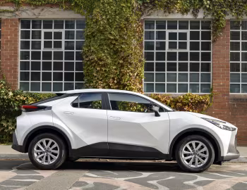 Toyota C-HR HEV GXL [Australia] '2024–pr.