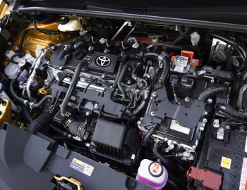 Bajo el capó Toyota C-HR HEV Koba [Australia] '2024–pr.