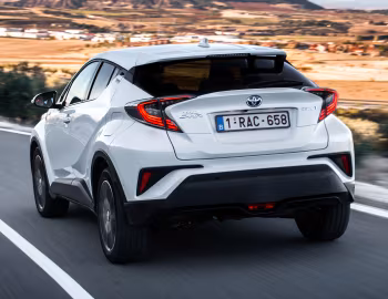 Toyota C-HR Hybrid [Worldwide] '2016–19