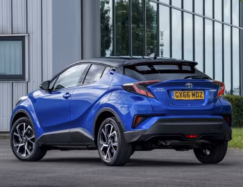 Toyota C-HR Hybrid [UK-spec] '2016–19