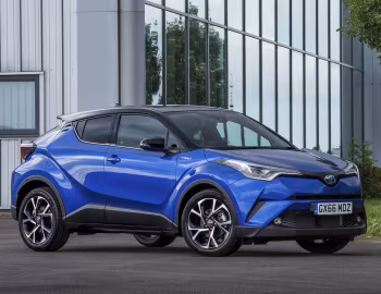 Toyota C-HR Hybrid [UK-spec] '2016–19