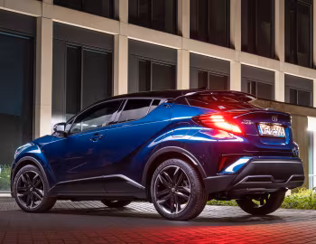 Toyota C-HR Hybrid GR Sport [EU-spec] '2020–23