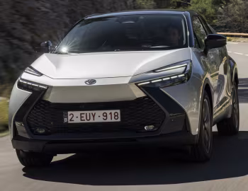 Toyota C-HR PHEV [EU-spec] '2024–pr.