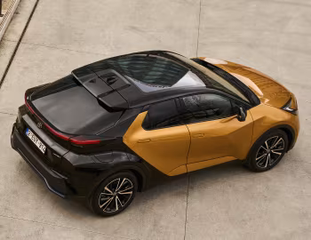 Toyota C-HR PHEV [EU-spec] '2024–pr.