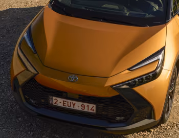 Toyota C-HR PHEV [EU-spec] '2024–pr.