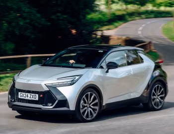 Toyota C-HR PHEV GR Sport [UK-spec] '2024–pr.