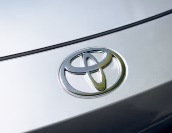 Logo Toyota C-HR PHEV GR Sport [UK-spec] '2024–pr.