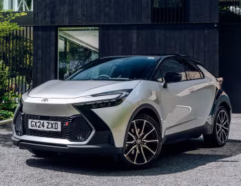 Toyota C-HR PHEV GR Sport [UK-spec] '2024–pr.