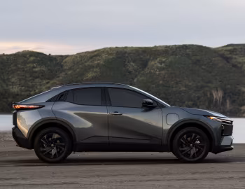 2026 Toyota C-HR SE [North America] '2026