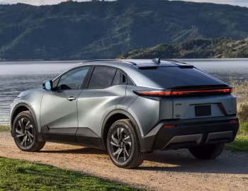 2026 Toyota C-HR SE [North America] '2026