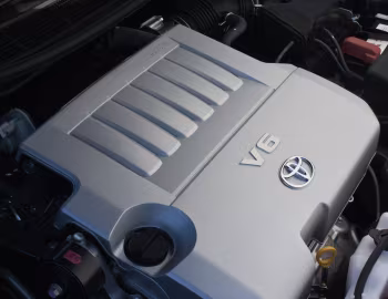 Bajo el capó Toyota Camry [CIS] '2011–14