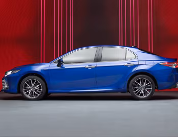 Toyota Camry Hybrid [China] '2021–23