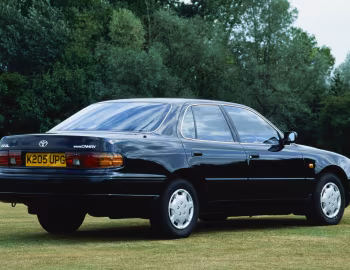 Toyota Camry [UK-spec] (XV10) '1991–96