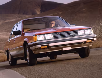 1983–84 Toyota Camry [North America] (V10) '03.1983–84