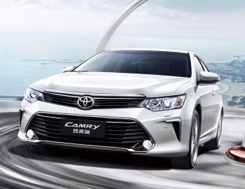 Toyota Camry "10th Anniversary" [China] '2016