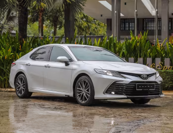 Toyota Camry 2.5V [Malaysia] '02.2022–24