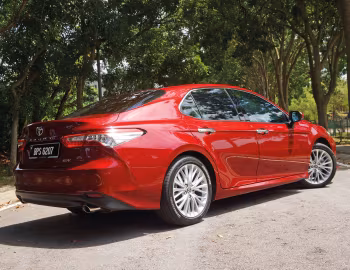 Toyota Camry 2.5V [Malaysia] '2019–22