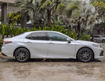 Toyota Camry 2.5V [Malaysia] '02.2022–24