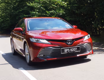 Toyota Camry 2.5V [Malaysia] '2019–22