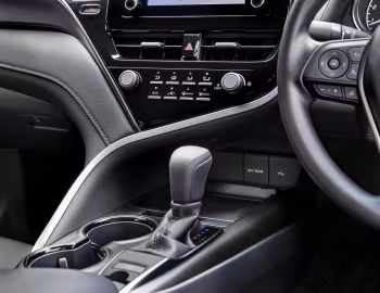 Interior Toyota Camry Ascent [Australia] '2021–24