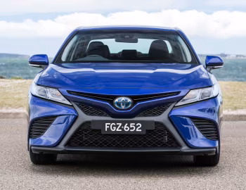 Toyota Camry Ascent Sport Hybrid [Australia] '2017–21