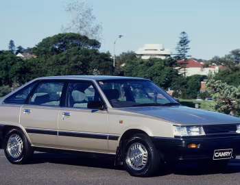 Toyota Camry GLI [Australia] (V10) '1982–86