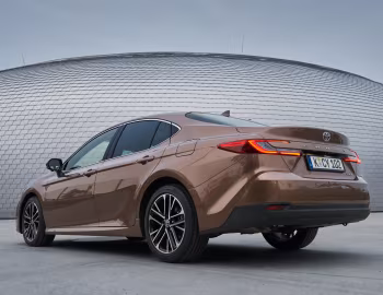 Toyota Camry HEV [EU-spec] '2024–pr.