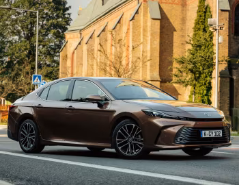 Toyota Camry HEV [EU-spec] '2024–pr.