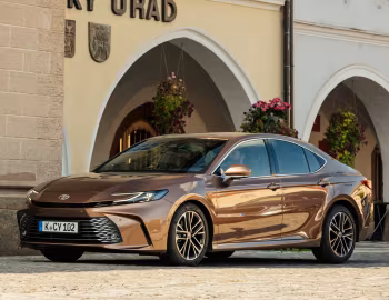 Toyota Camry HEV [EU-spec] '2024–pr.