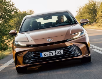 Toyota Camry HEV [EU-spec] '2024–pr.