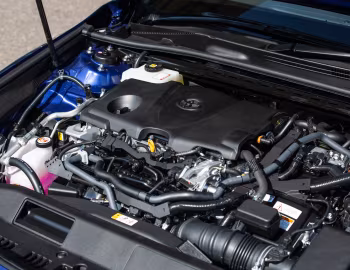 Bajo el capó Toyota Camry Hybrid [UK-spec] '2019–20