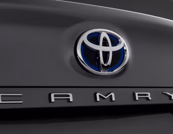 Toyota Camry Hybrid [EU-spec] '2020–24