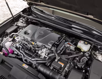Bajo el capó Toyota Camry Hybrid [EU-spec] '2019–20