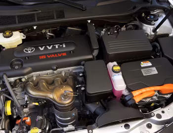 Bajo el capó 2010–11 Toyota Camry Hybrid [North America] '2009–11