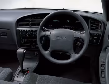Panel frontal Toyota Camry [Japan] (SV30) '07.1990–06.1994