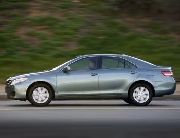 2010–11 Toyota Camry LE [North America] '2009–11