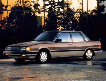 1985–86 Toyota Camry LE [North America] (V10) '1984–86