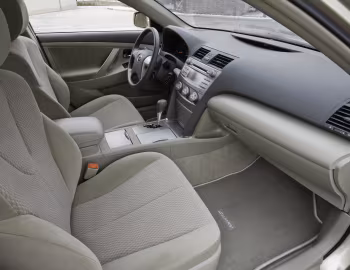 Interior 2010–11 Toyota Camry LE [North America] '2009–11