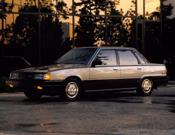 1985–86 Toyota Camry LE [North America] (V10) '1984–86